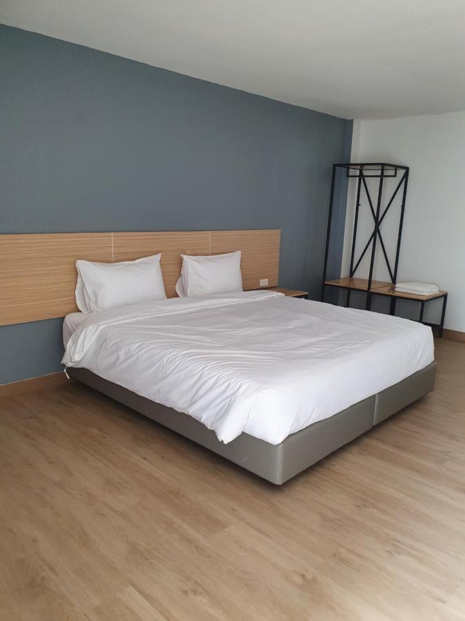 Neo Hotel Khon Kaen Dış mekan fotoğraf