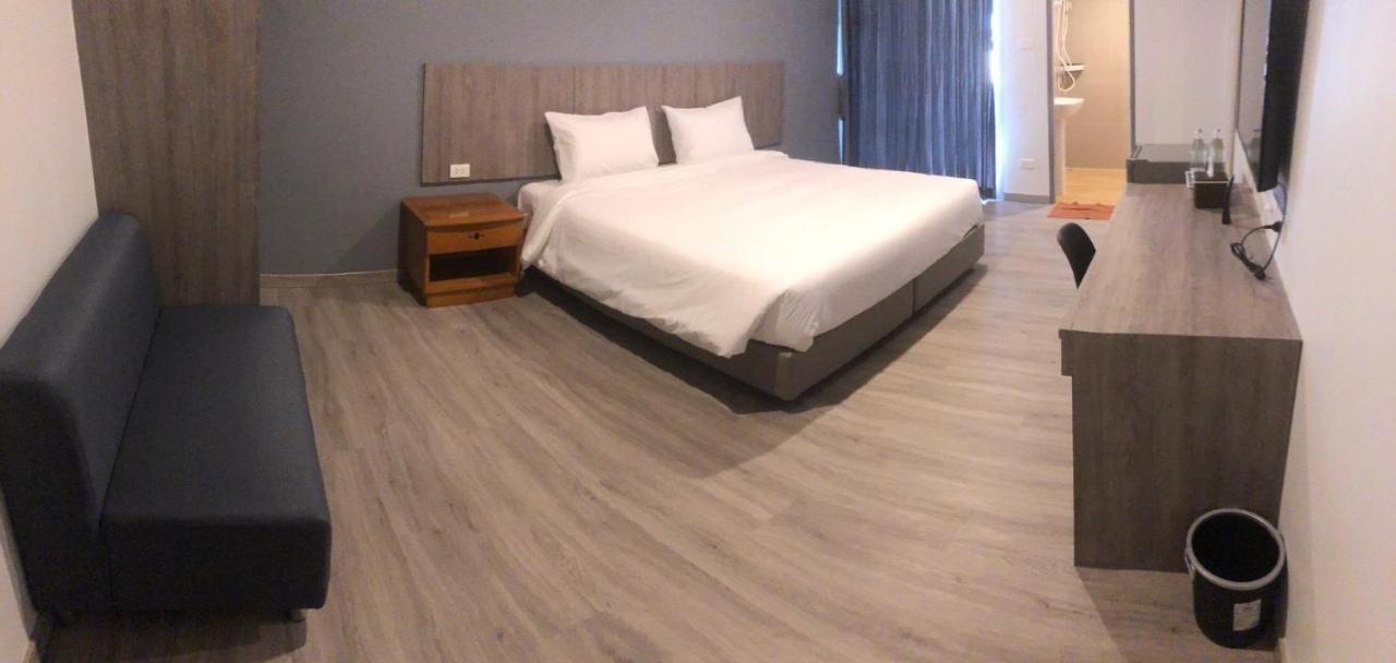 Neo Hotel Khon Kaen Dış mekan fotoğraf
